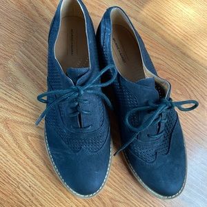 SOLD Wing tip shoes like new+ never worn. SOLD